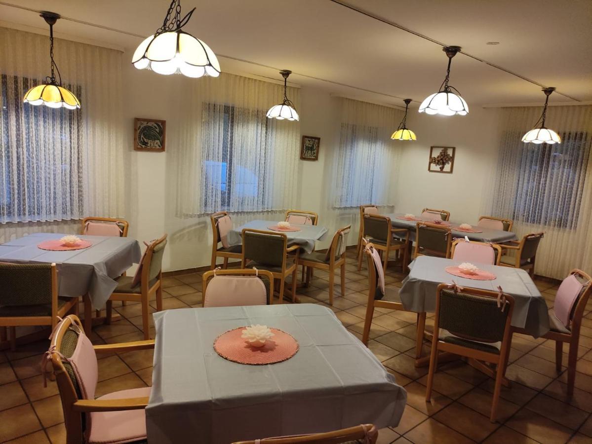 Auf Dem Roten Fels Eppenbrunn المظهر الخارجي الصورة